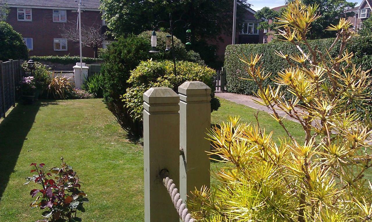 Gables Court Holiday Apartments Swanage Exterior foto